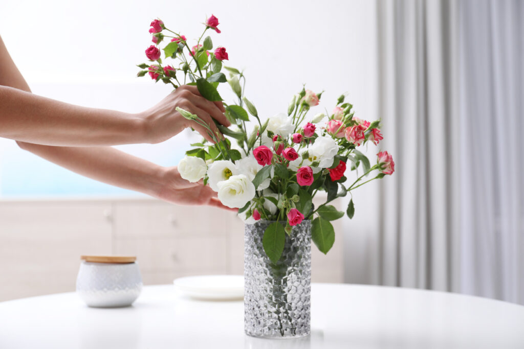 Choosing a vase for your flowers